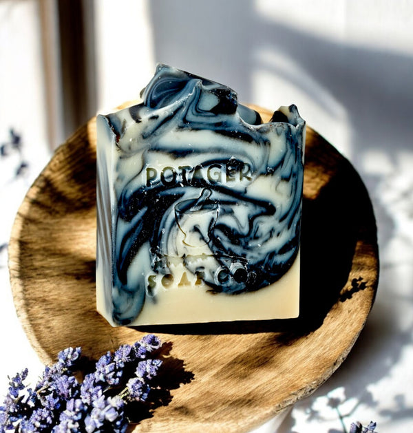 Lavender Charcoal Soap – Purifying Herbal Ritual Bar