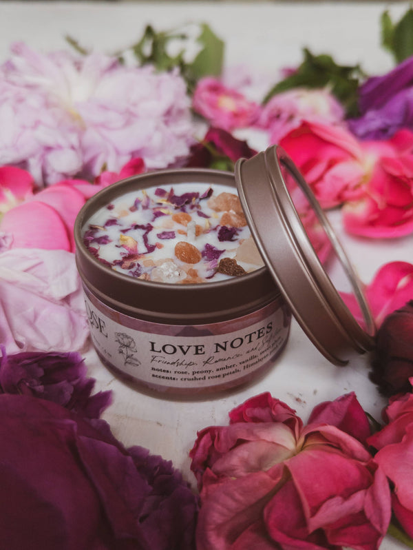 Ash & Rose - Love Notes Soy Candle Rose Petals Pink Himalayan Salt Flower