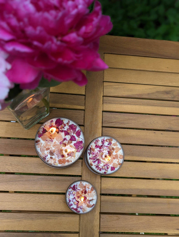 Ash & Rose - Love Notes Soy Candle Rose Petals Pink Himalayan Salt Flower