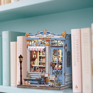 DIY Book Nook Kit: Sweet Marie